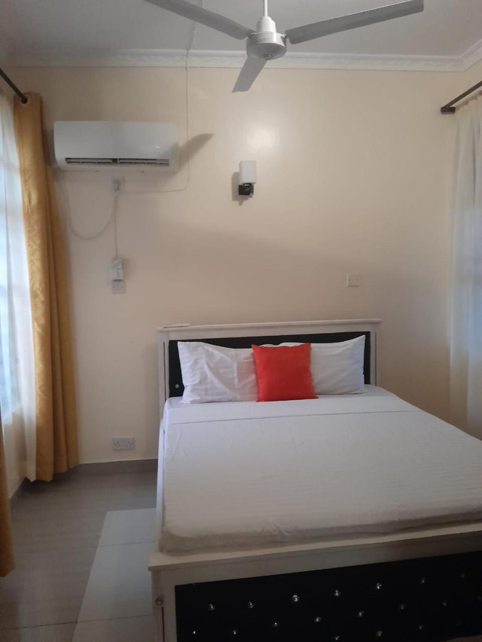 Pk Ocean Apartment Mombasa Exterior foto